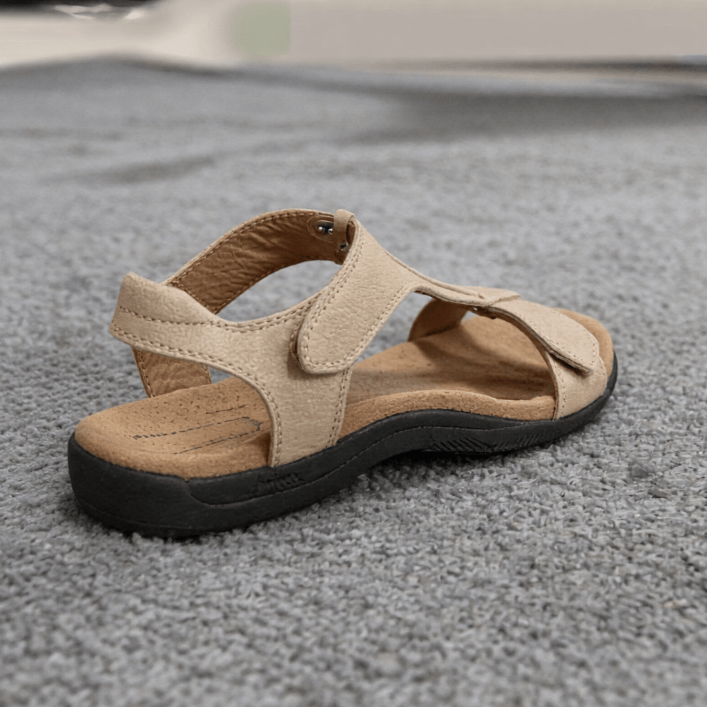 Comfortable Women's Lightweight Summer Sandals - Perfect for All - Day Wear
