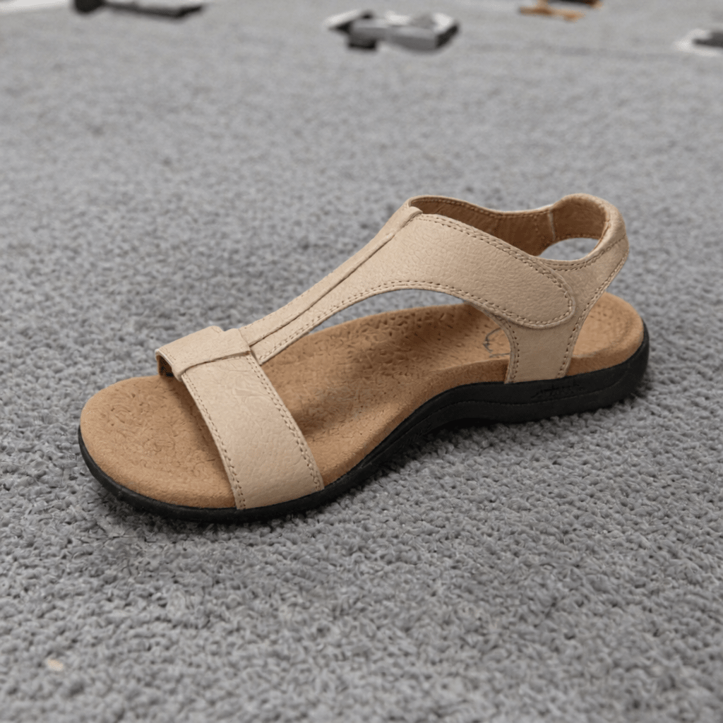 Comfortable Women's Lightweight Summer Sandals - Perfect for All - Day Wear