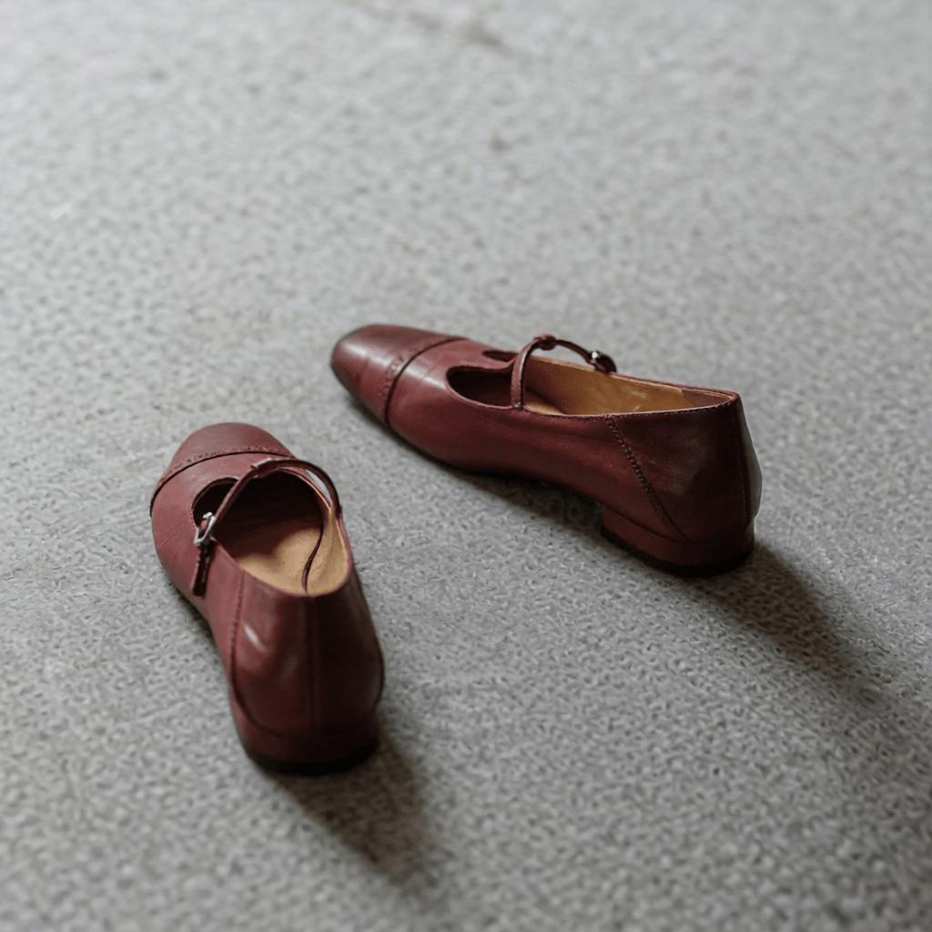 Graneth Women's Genuine Leather Flats - Stylish, Comfortable Everyday Footwear