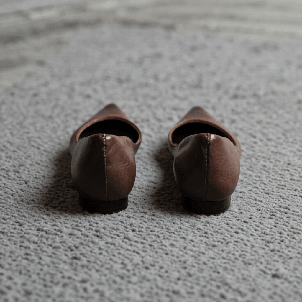 Irella Women's Genuine Leather Flat Shoes - Comfortable & Stylish Everyday Footwear