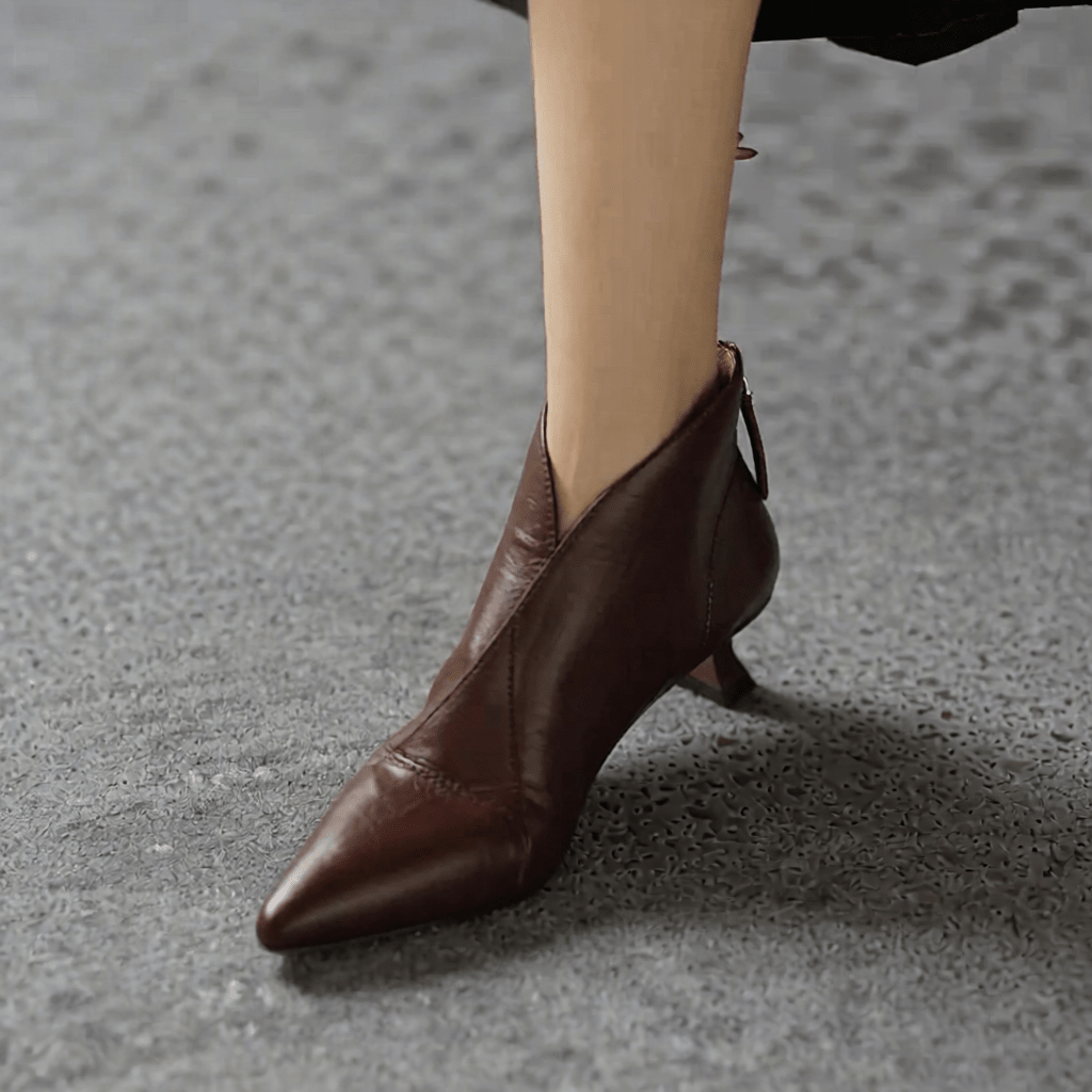 Leather Boots for Womens - Durable, Waterproof, Lightweight Footwear for Outdoor Adventures