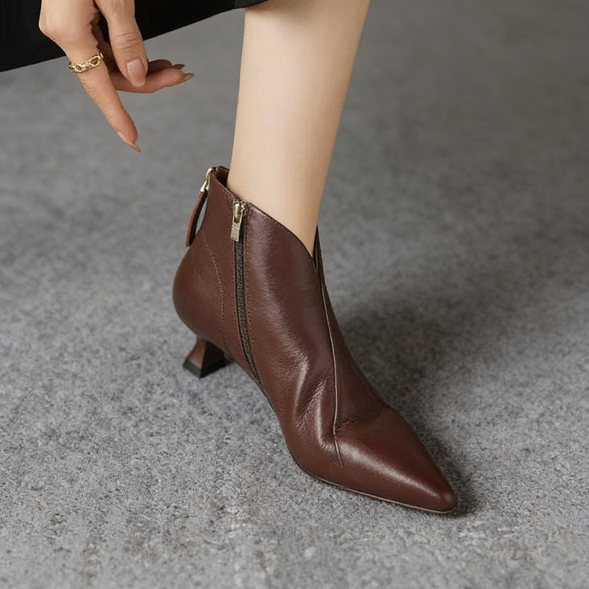 Leather Boots for Womens - Durable, Waterproof, Lightweight Footwear for Outdoor Adventures