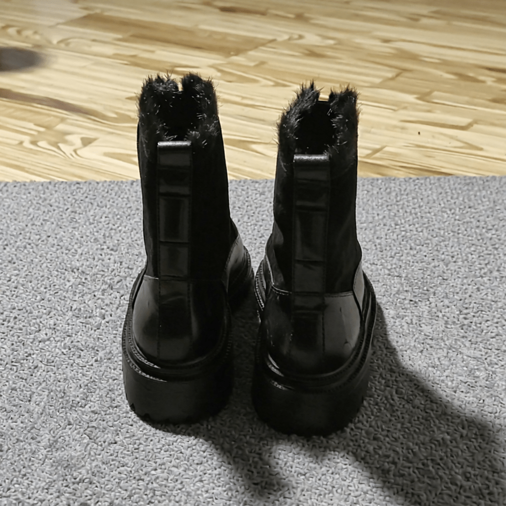Stylish Berlin Leather Ankle Boots for Women - Trendy Fashion Footwear for All Seasons