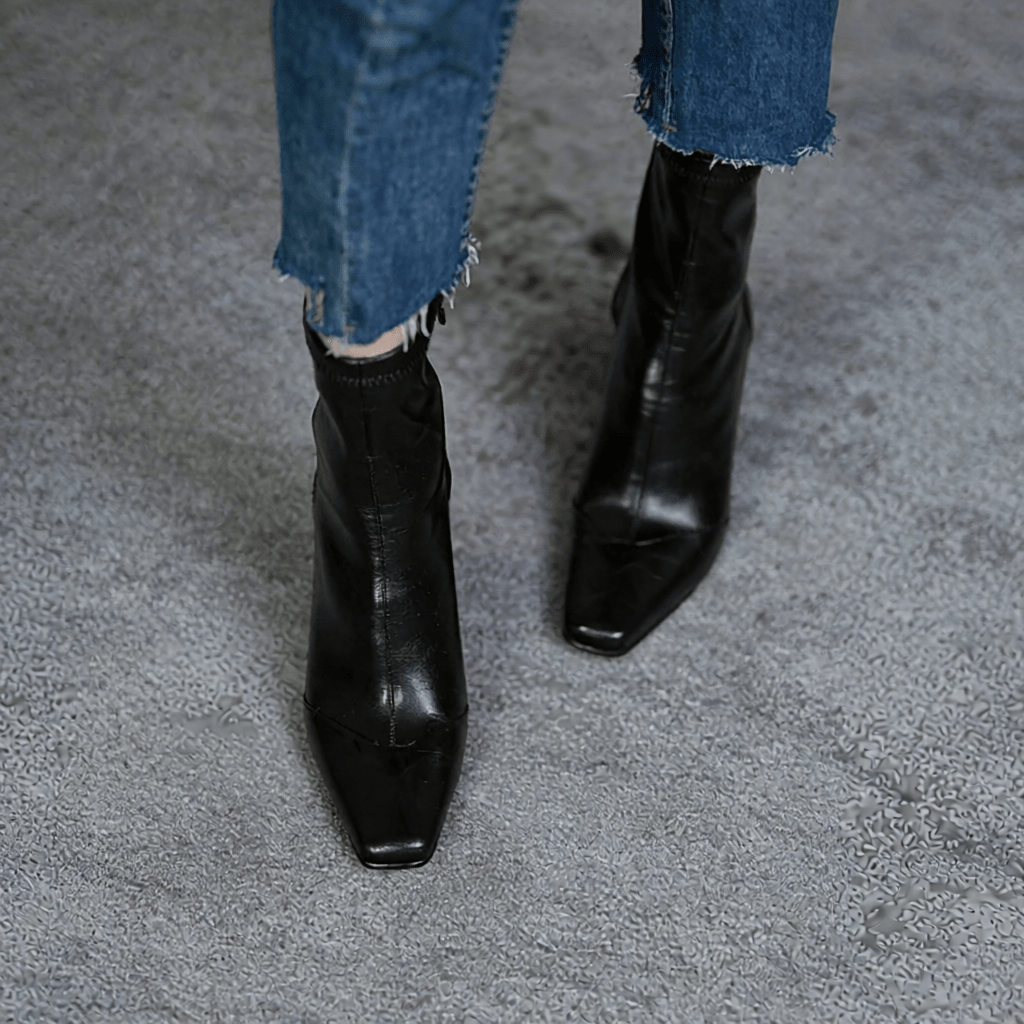 Stylish Refina Leather Ankle Boots for Women - Trendy Footwear for Every Occasion