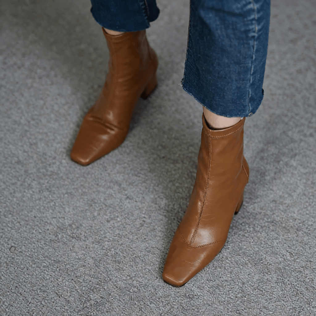 Stylish Refina Leather Ankle Boots for Women - Trendy Footwear for Every Occasion