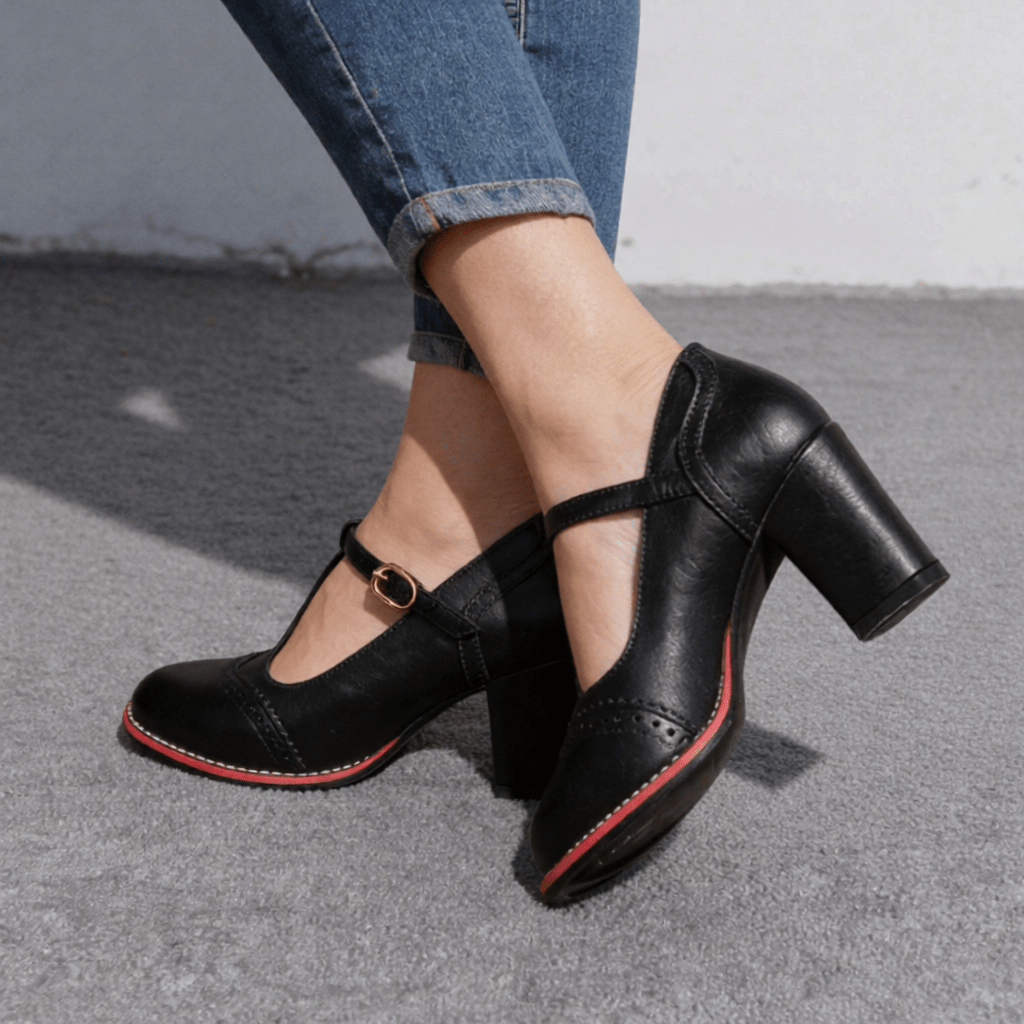 Stylish Women's Brogue Leather Loafers - Comfortable & Chic Footwear