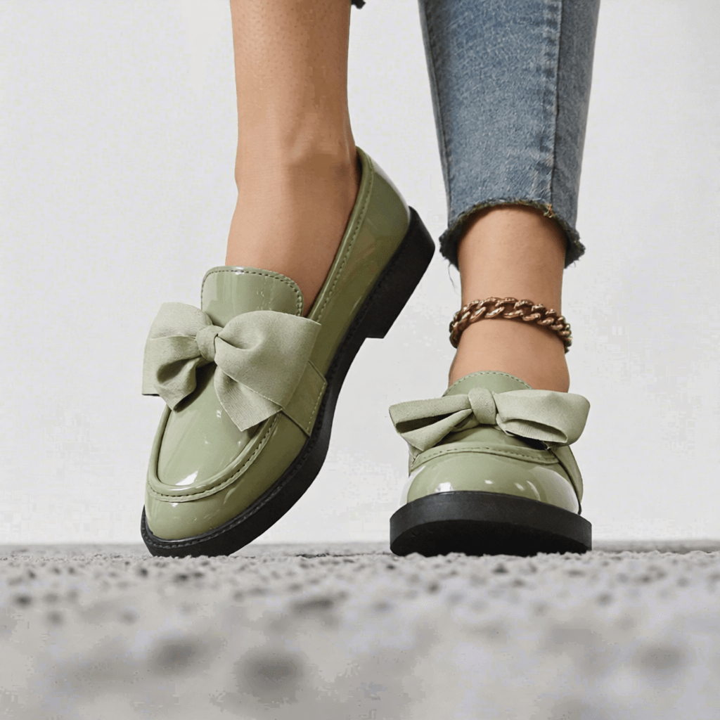 Women's Premium Glossy Leather Slip - On Loafers – Classic Moc Toe, Bow Detail, Comfortable Insole, Lightweight Platform Sole 2–4cm, Smart Casual Dress Shoes