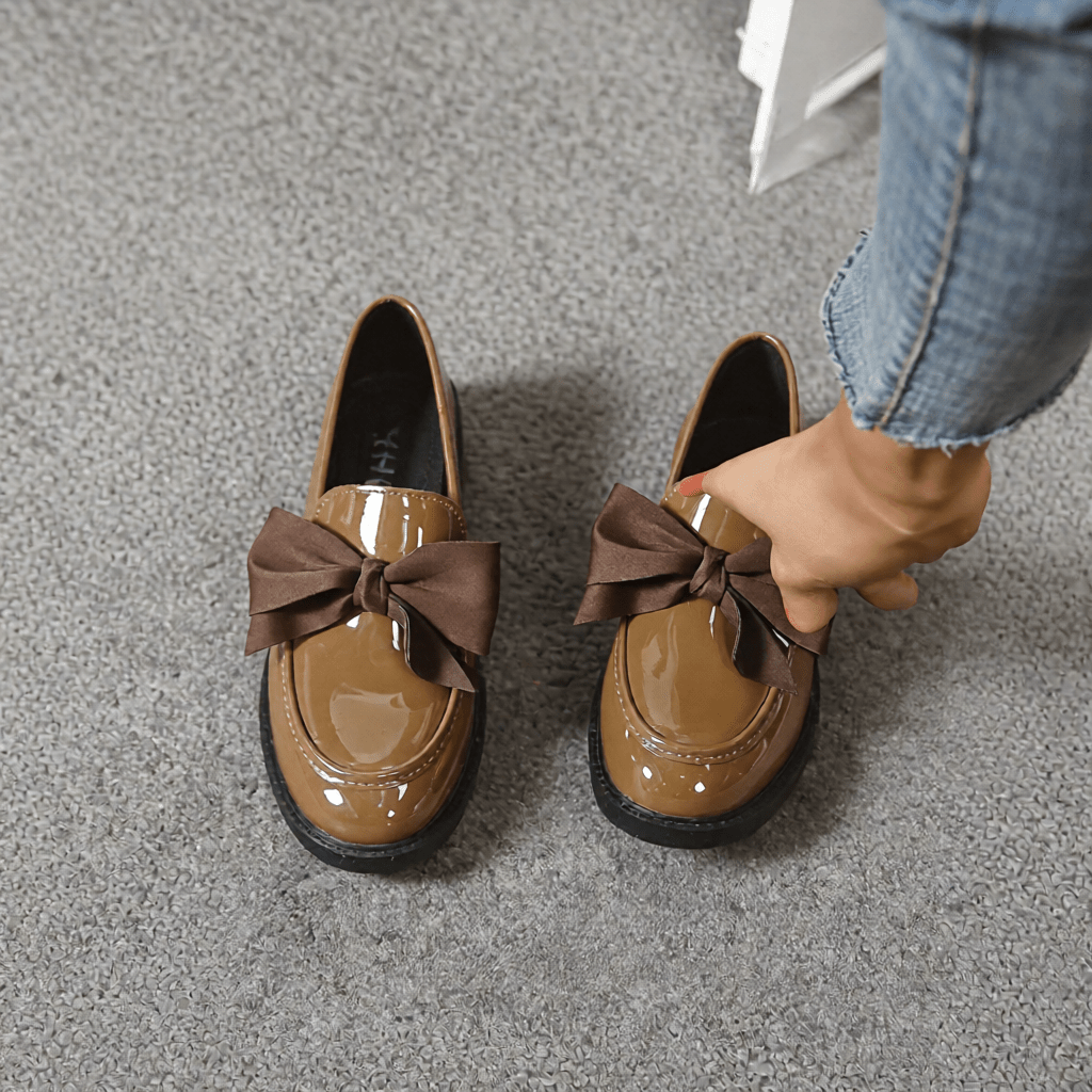 Women's Premium Glossy Leather Slip - On Loafers – Classic Moc Toe, Bow Detail, Comfortable Insole, Lightweight Platform Sole 2–4cm, Smart Casual Dress Shoes