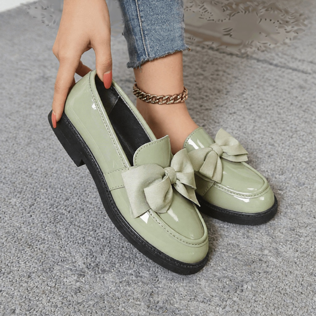 Women's Premium Glossy Leather Slip - On Loafers – Classic Moc Toe, Bow Detail, Comfortable Insole, Lightweight Platform Sole 2–4cm, Smart Casual Dress Shoes