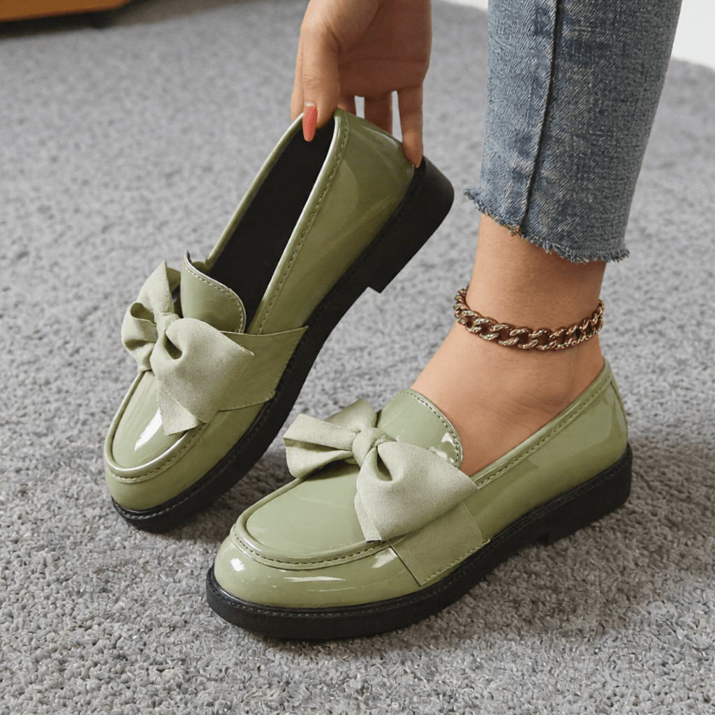 Women's Premium Glossy Leather Slip - On Loafers – Classic Moc Toe, Bow Detail, Comfortable Insole, Lightweight Platform Sole 2–4cm, Smart Casual Dress Shoes