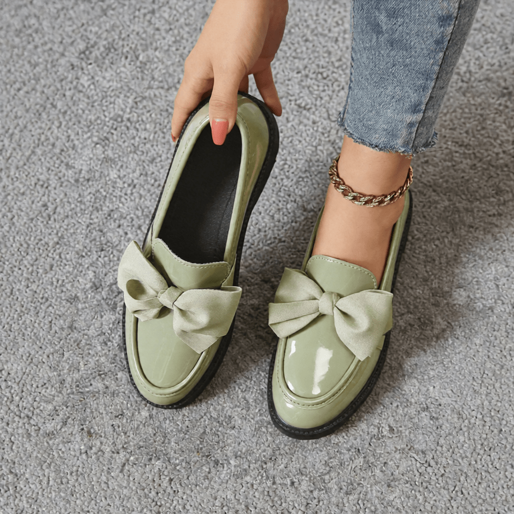 Women's Premium Glossy Leather Slip - On Loafers – Classic Moc Toe, Bow Detail, Comfortable Insole, Lightweight Platform Sole 2–4cm, Smart Casual Dress Shoes