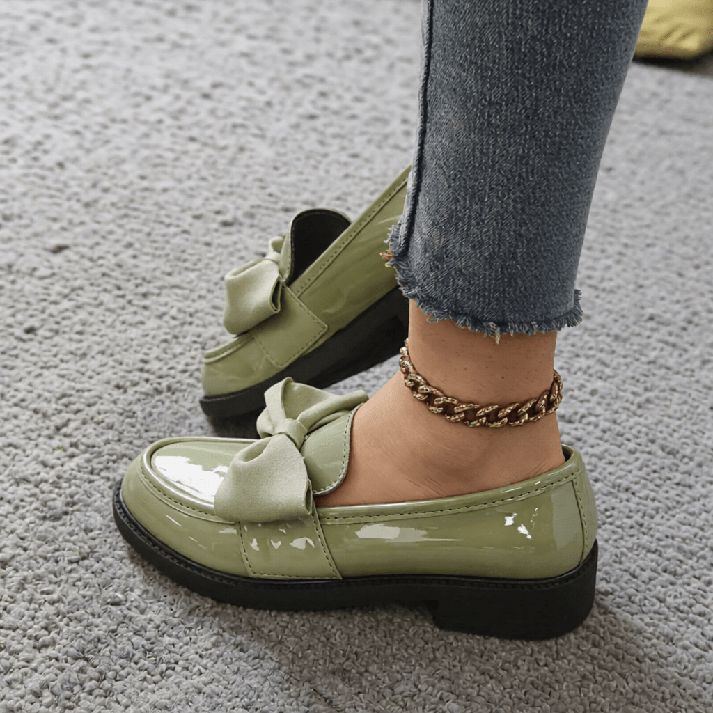 Women's Premium Glossy Leather Slip - On Loafers – Classic Moc Toe, Bow Detail, Comfortable Insole, Lightweight Platform Sole 2–4cm, Smart Casual Dress Shoes