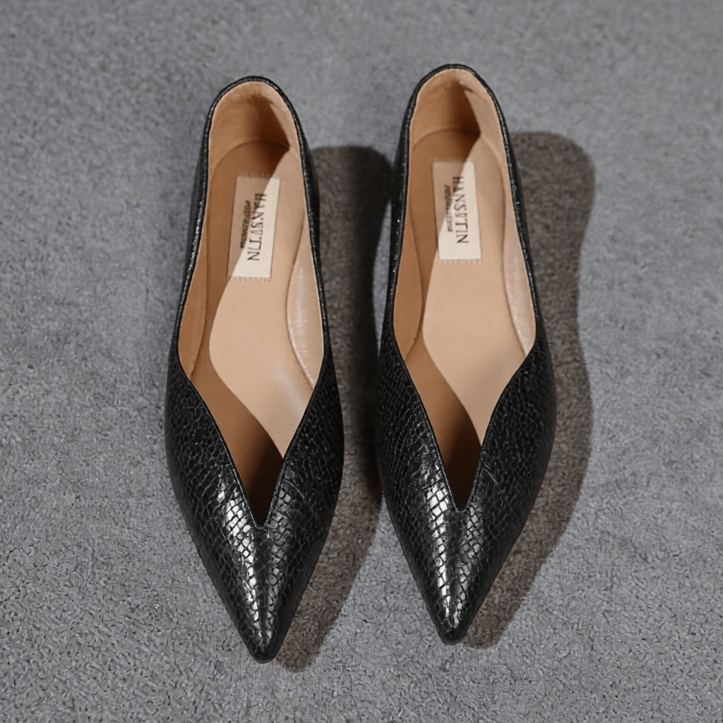 Women's Premium Leather Pointed Toe Ballet Flats - Stylish Corvine Design for Comfort and Elegance