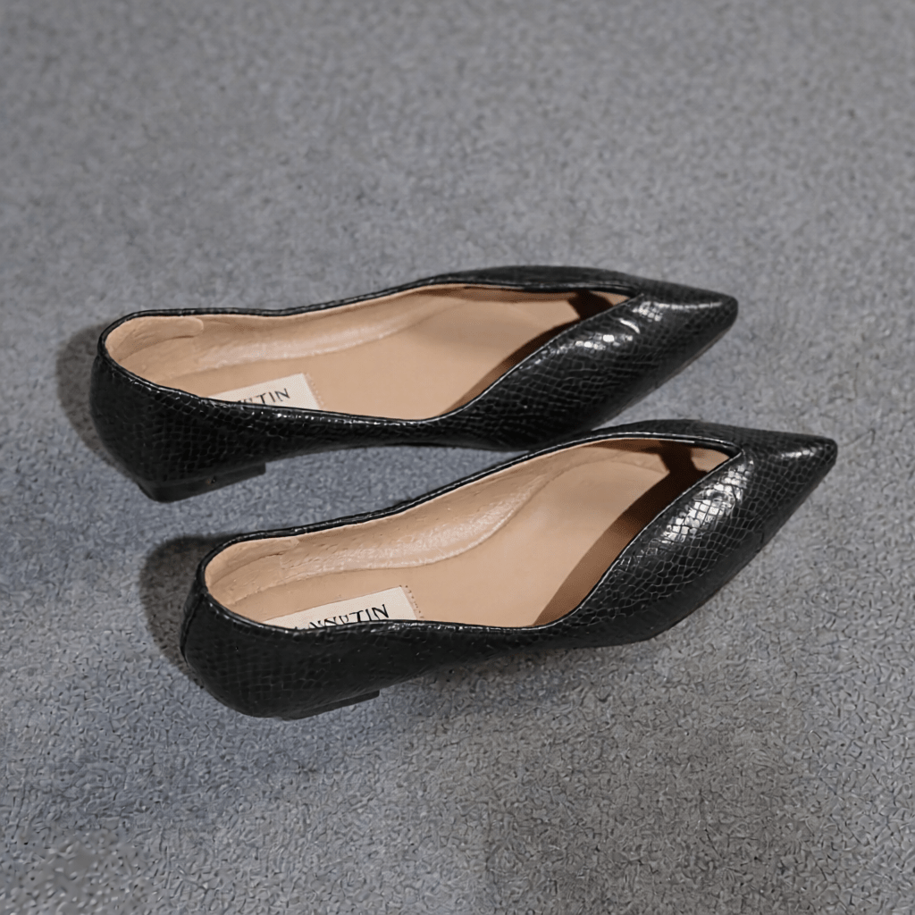 Women's Premium Leather Pointed Toe Ballet Flats - Stylish Corvine Design for Comfort and Elegance
