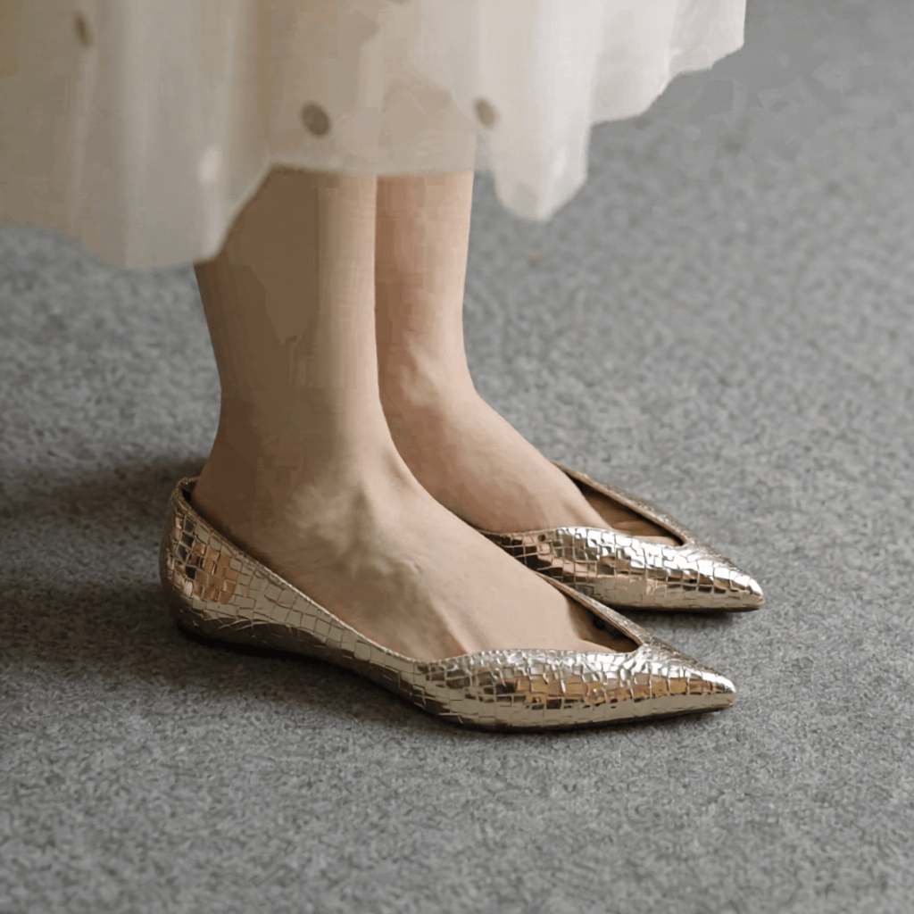 Women's Premium Leather Pointed Toe Ballet Flats - Stylish Corvine Design for Comfort and Elegance