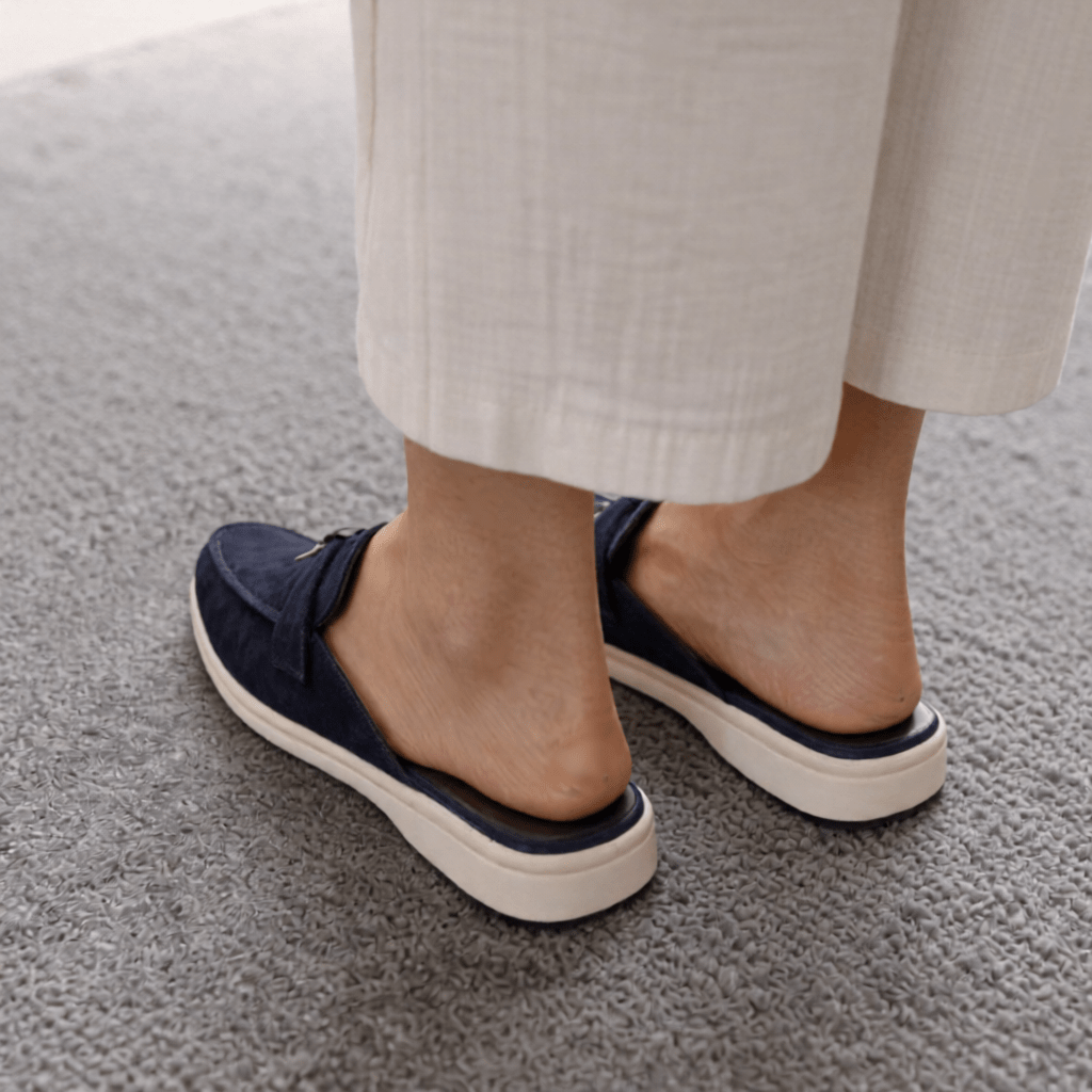 Women's Suede Slip - On Mules for Effortless Everyday Comfort – Stylish & Versatile Footwear