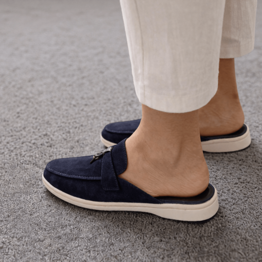 Women's Suede Slip - On Mules for Effortless Everyday Comfort – Stylish & Versatile Footwear