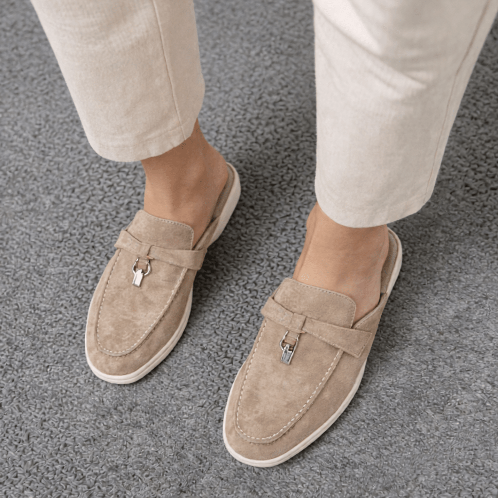 Women's Suede Slip - On Mules for Effortless Everyday Comfort – Stylish & Versatile Footwear