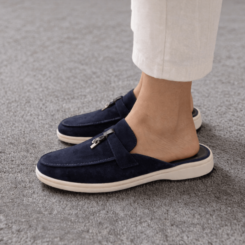 Women's Suede Slip - On Mules for Effortless Everyday Comfort – Stylish & Versatile Footwear