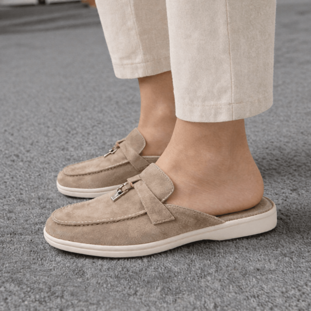 Women's Suede Slip - On Mules for Effortless Everyday Comfort – Stylish & Versatile Footwear