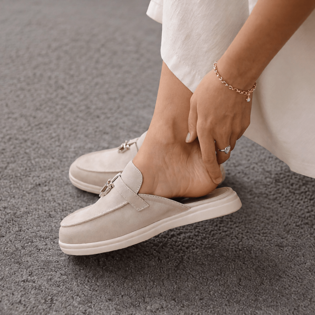 Women's Suede Slip - On Mules for Effortless Everyday Comfort – Stylish & Versatile Footwear