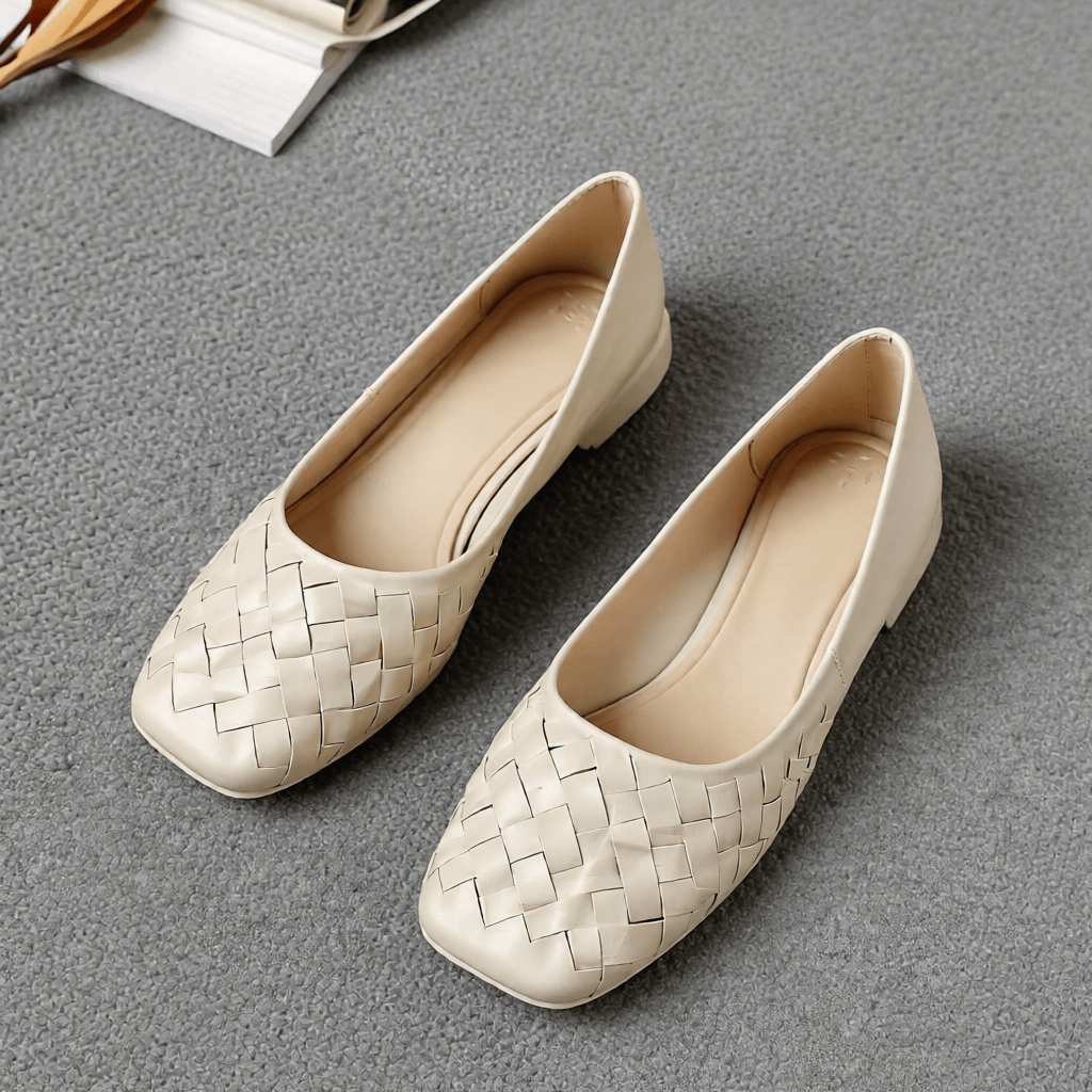 Women's Summer Square Toe Flats - Comfortable and Stylish Casual Shoes for Warm Weather
