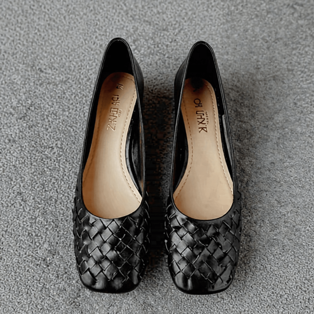 Women's Summer Square Toe Flats - Comfortable and Stylish Casual Shoes for Warm Weather