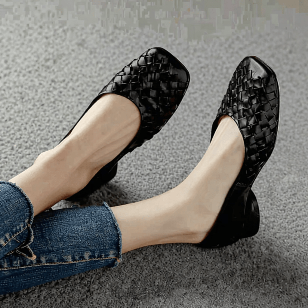Women's Summer Square Toe Flats - Comfortable and Stylish Casual Shoes for Warm Weather