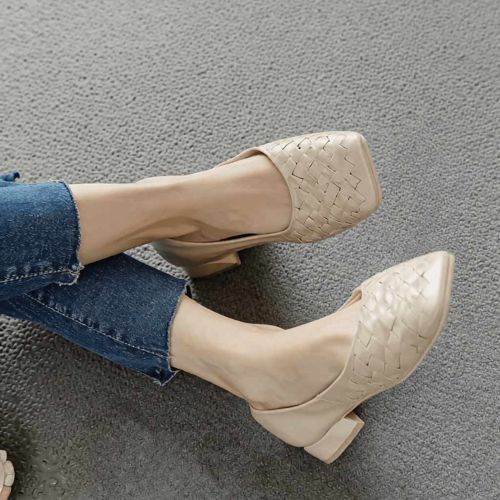 Women's Summer Square Toe Flats - Comfortable and Stylish Casual Shoes for Warm Weather