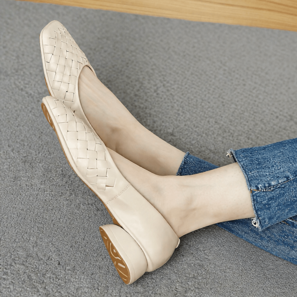 Women's Summer Square Toe Flats - Comfortable and Stylish Casual Shoes for Warm Weather
