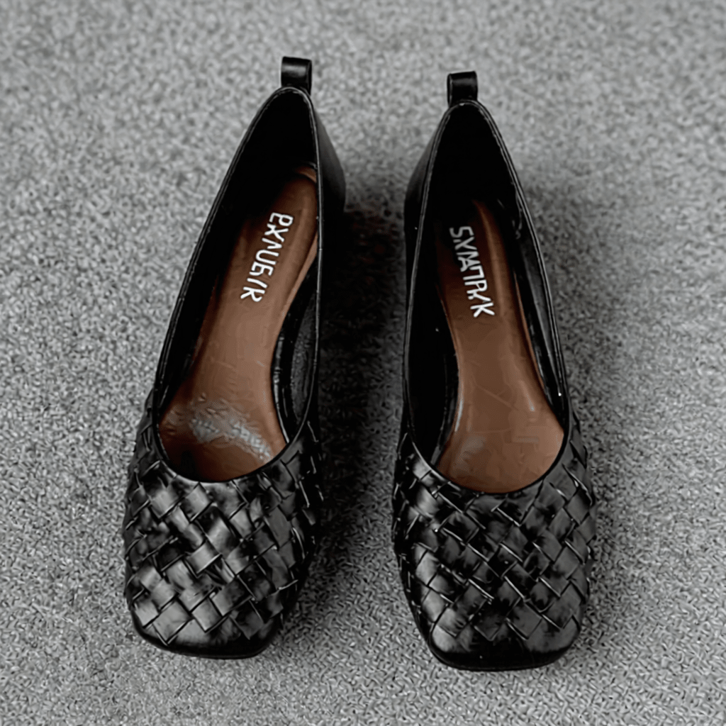 Women's Summer Square Toe Flats - Comfortable and Stylish Casual Shoes for Warm Weather